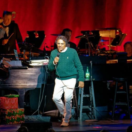 Johnny Mathis Christmas Show Concerts in Seattle