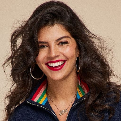 Nikki Yanofsky in Seattle